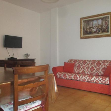 Palinuro Casa Vacanze "Donna Antonia" エクステリア 写真