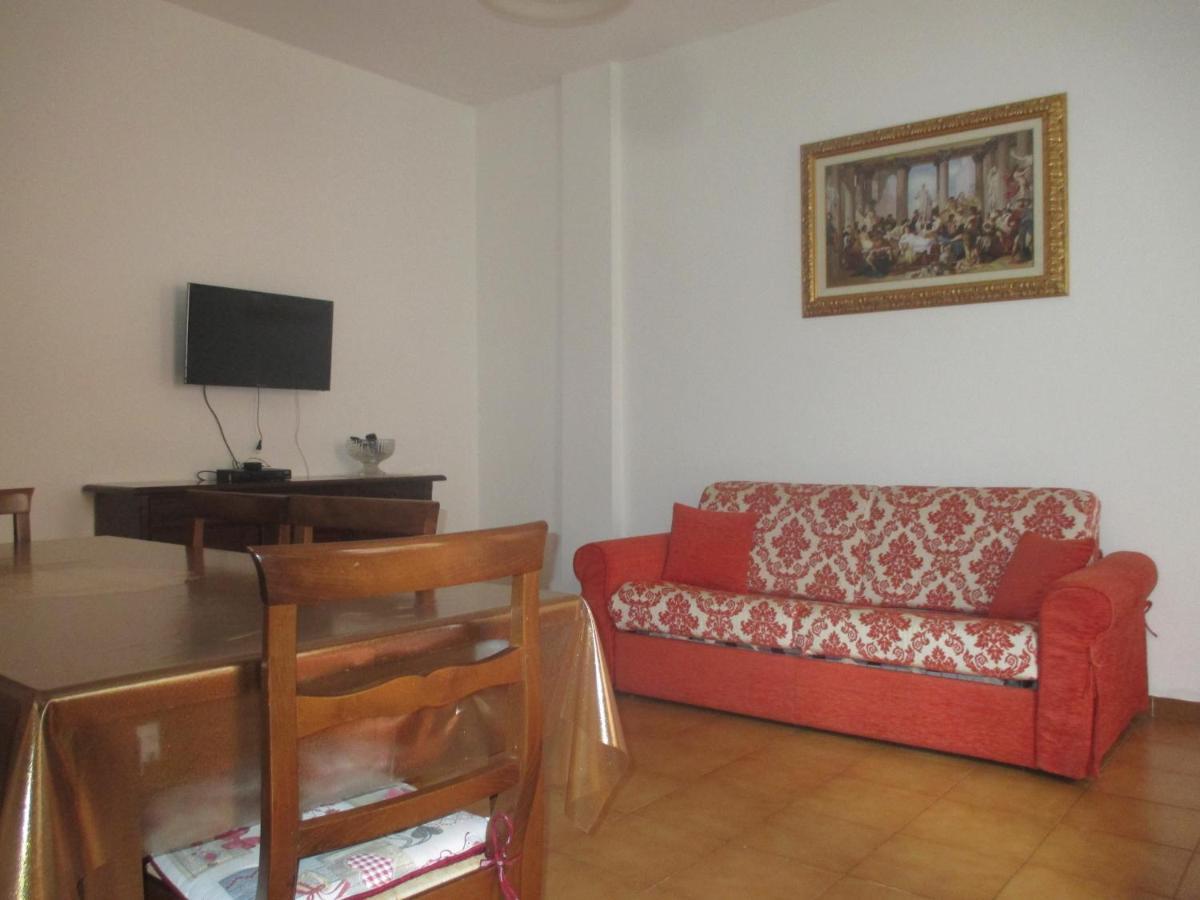 Palinuro Casa Vacanze "Donna Antonia" エクステリア 写真