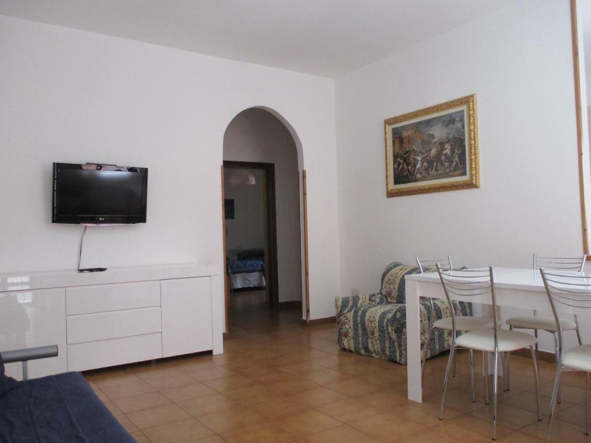 Palinuro Casa Vacanze "Donna Antonia" エクステリア 写真